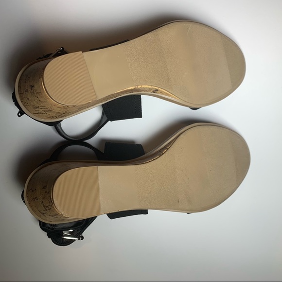 Woman’s Jore cork heel black sandal size 8.5 - Picture 5 of 5